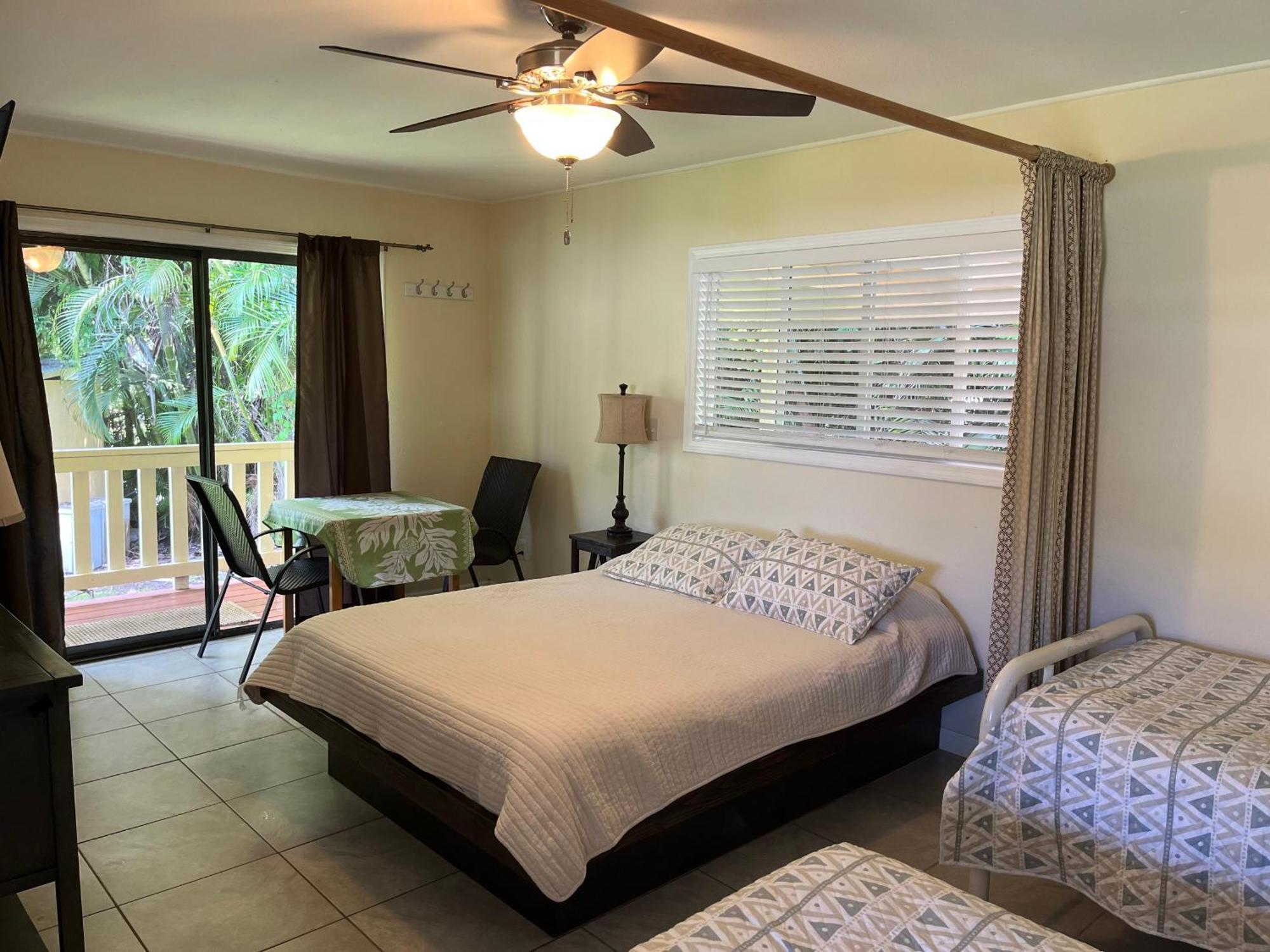 Aaron'S Cottage Hilo Exterior photo
